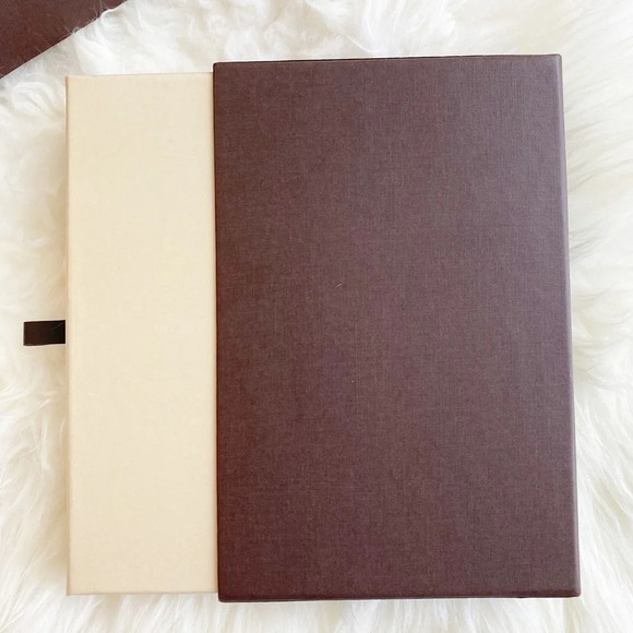 Louis Vuitton Gift Box & Care Card With Envelope - Picture 4 of 9